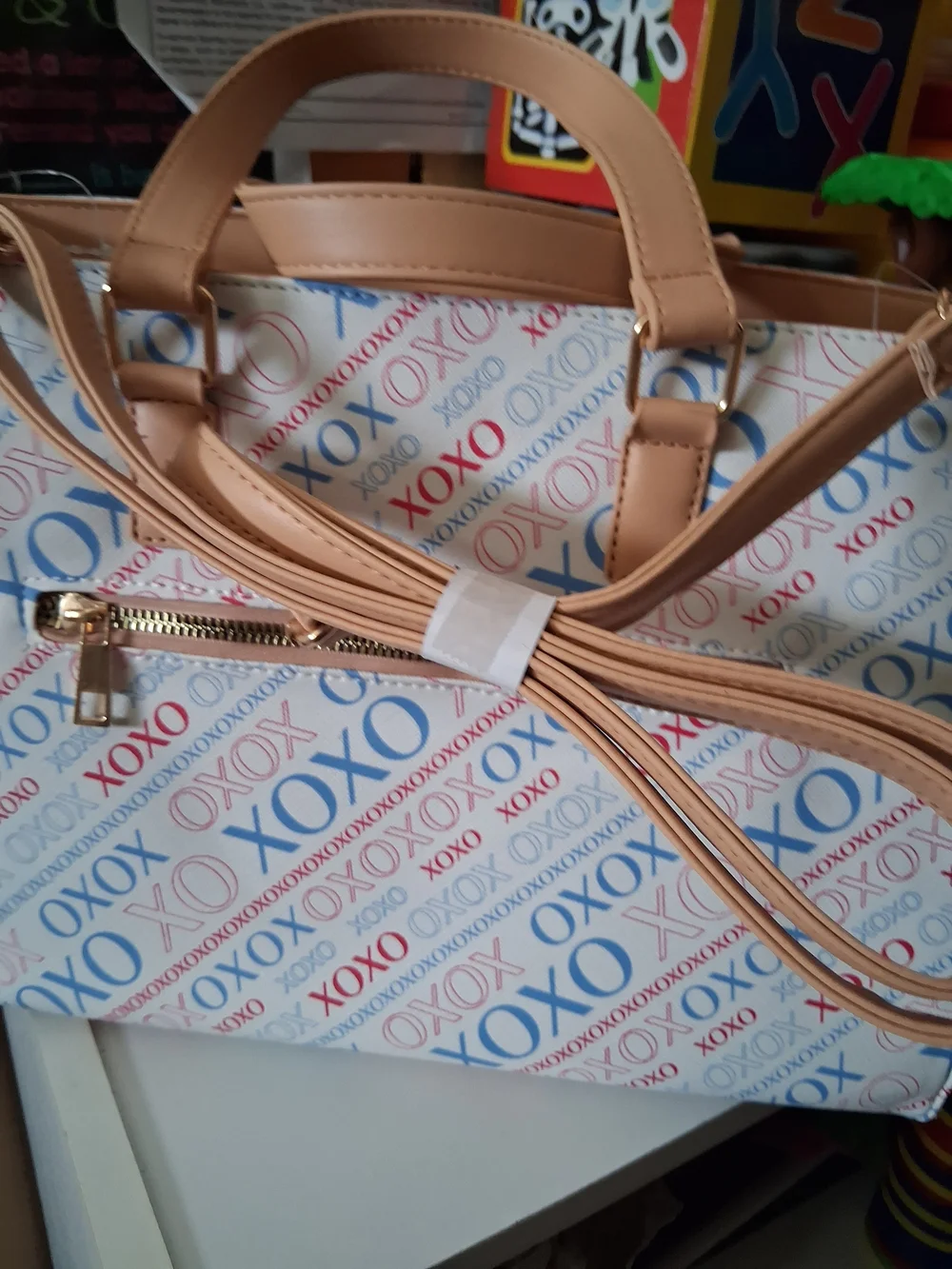 XOXO Pattern Tote Bag in White and Tan - Unbranded